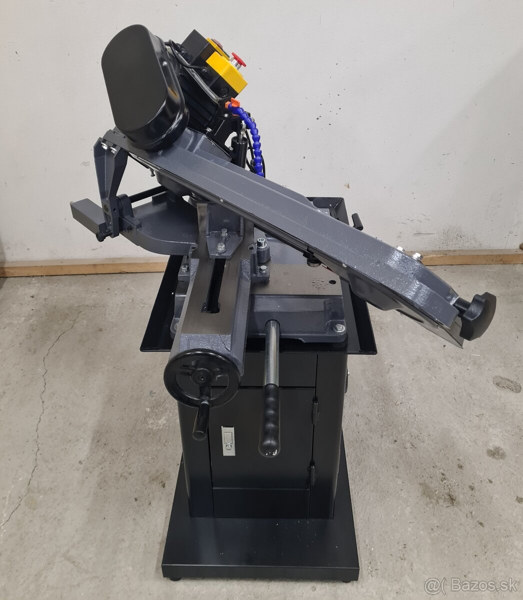 Pásová pila na kov s chladením - 6