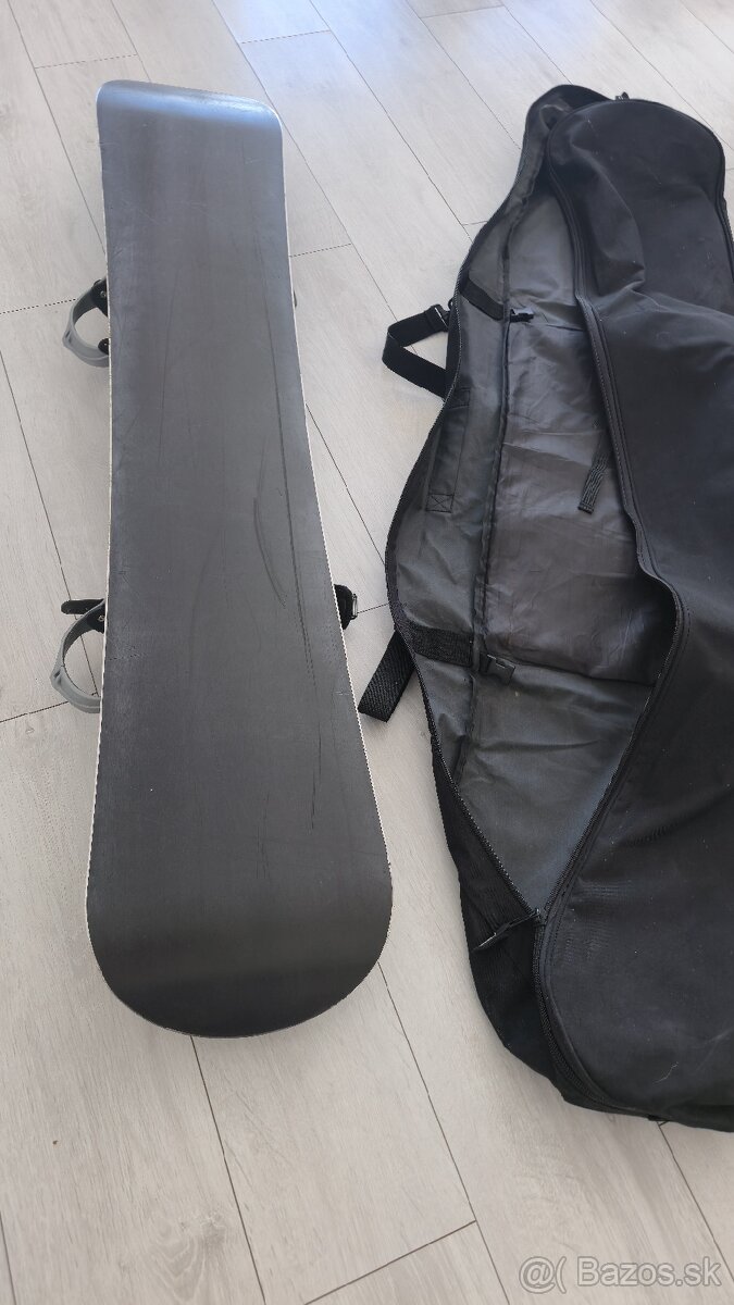 Predám snowboard zn.Radical - 6