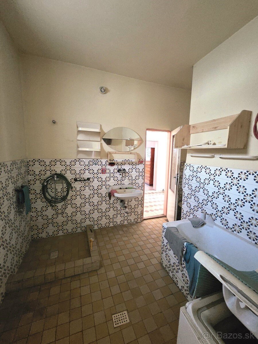 Na predaj rodinný dom v obci Trstice - 6