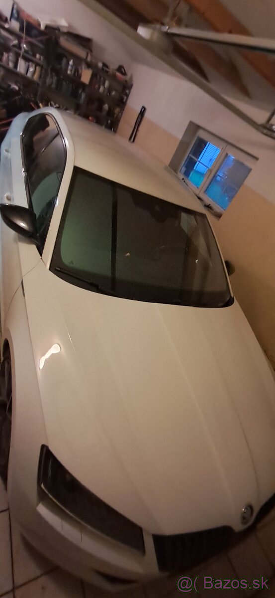 Predám Škoda Superb - 6