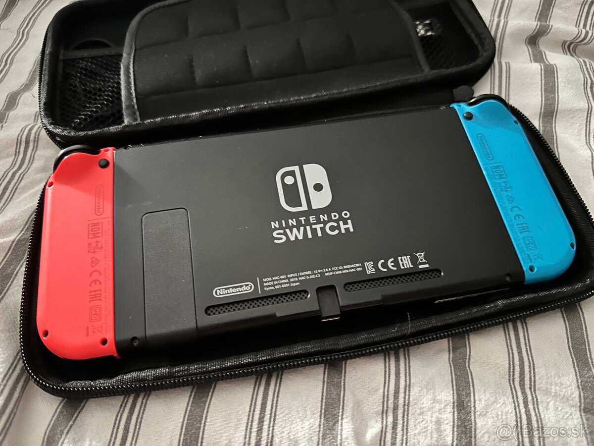 Nintendo Switch (2017) - 6