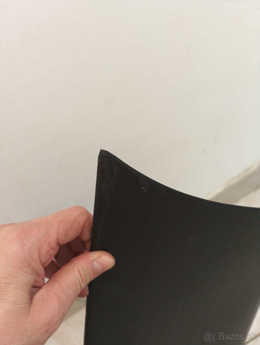 Iveco Daily plast pravých predných dverí - 6