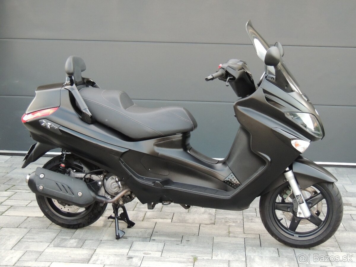 PIAGGIO X EVO 125 2015 20 tis.km - 6