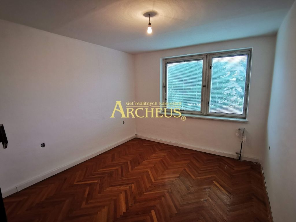 4 iz. byt s garážou Clementisova, Nitra - Chrenová - 6