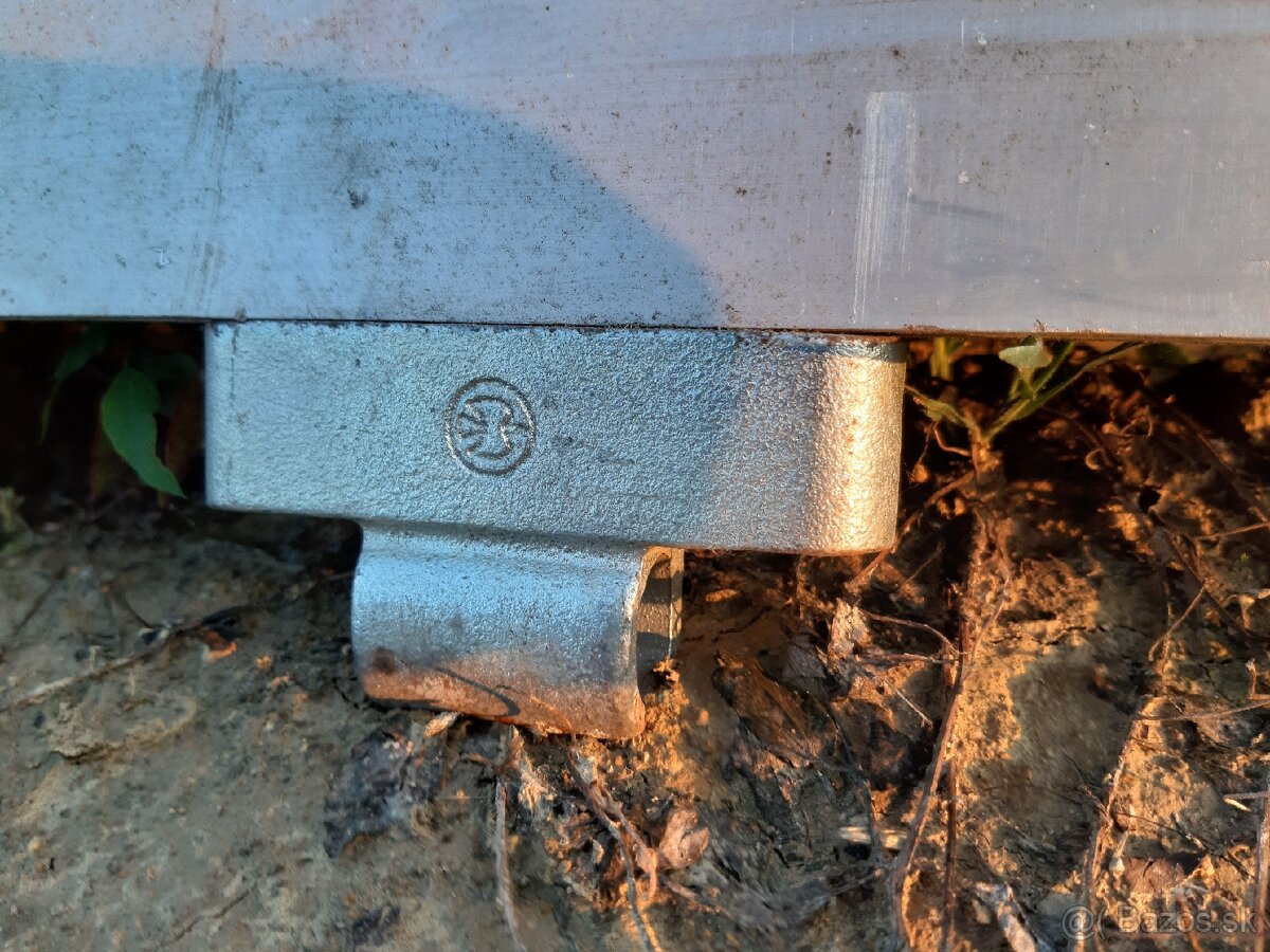 Schwarzmüller PSA náves - 6