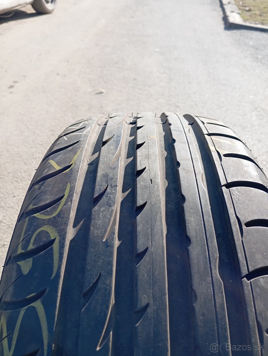 235/55r17 letné - 6