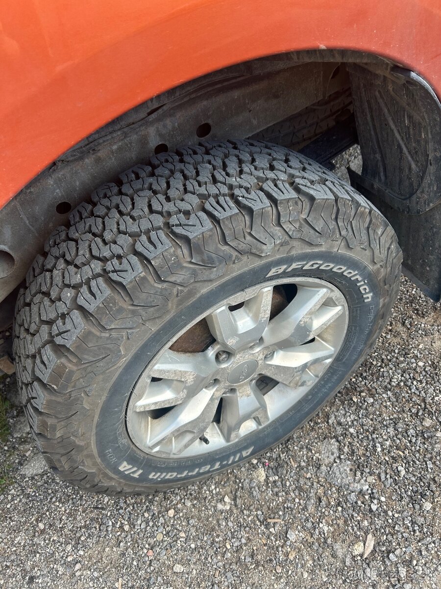 Ford Ranger 3,2 - 6