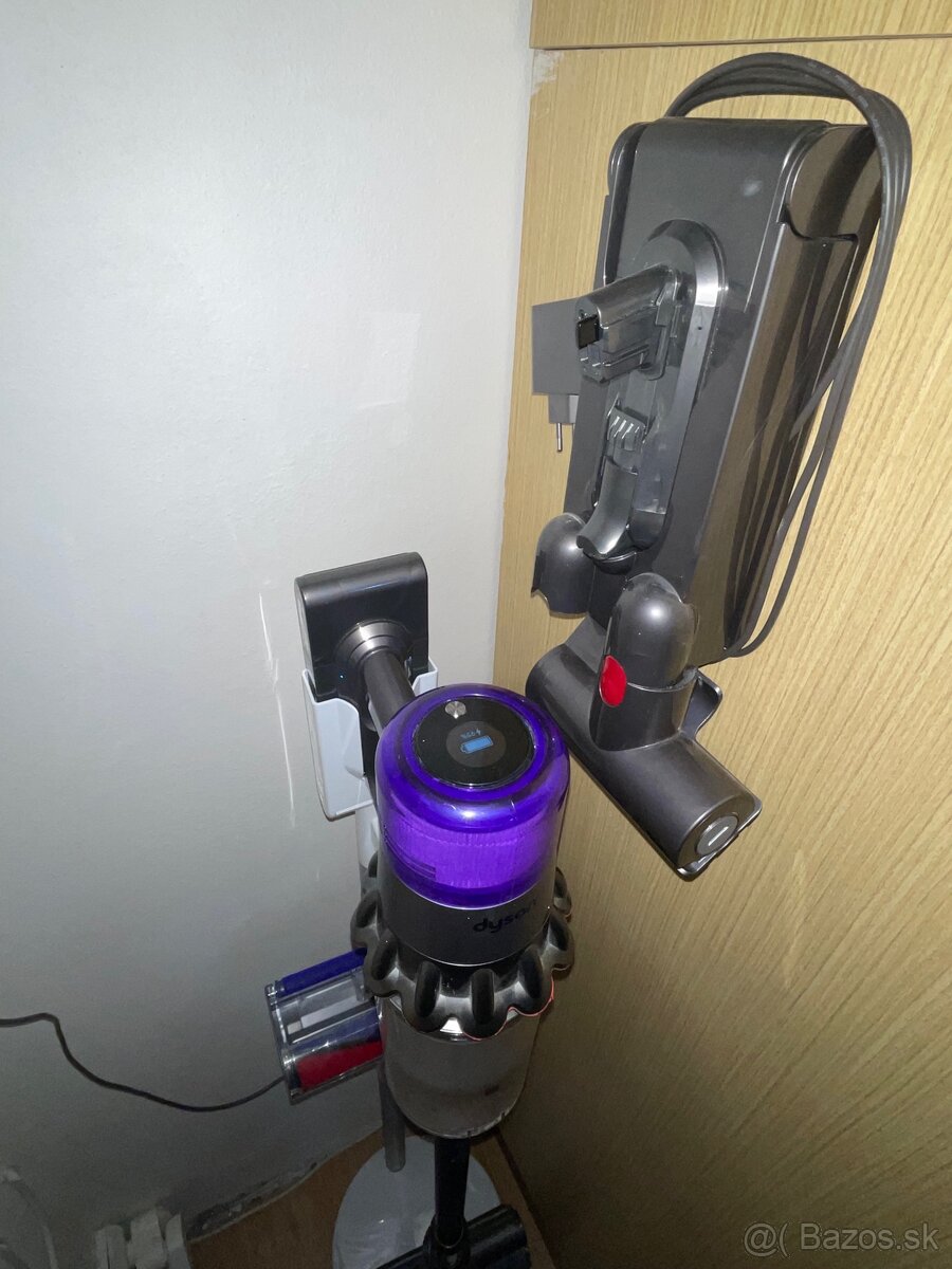 Tyčový vysávač Dyson V11 absolute extra pro - 6