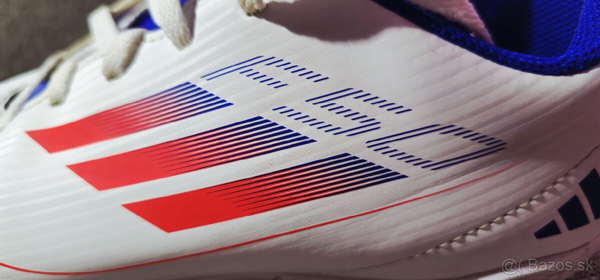 HALOVKY Adidas F50 - 6