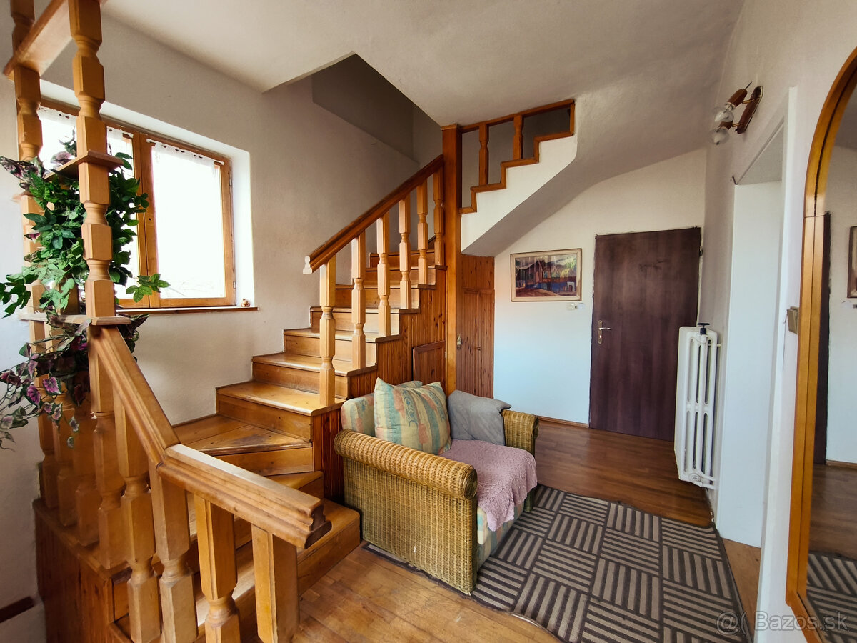 Rodinný dom v centre mesta K Amfiteátru, ideálny na podnikan - 6