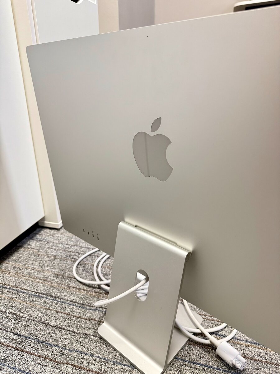 Apple iMac 24" M1, 2021, 256GB + magic keyboard / mouse - 6