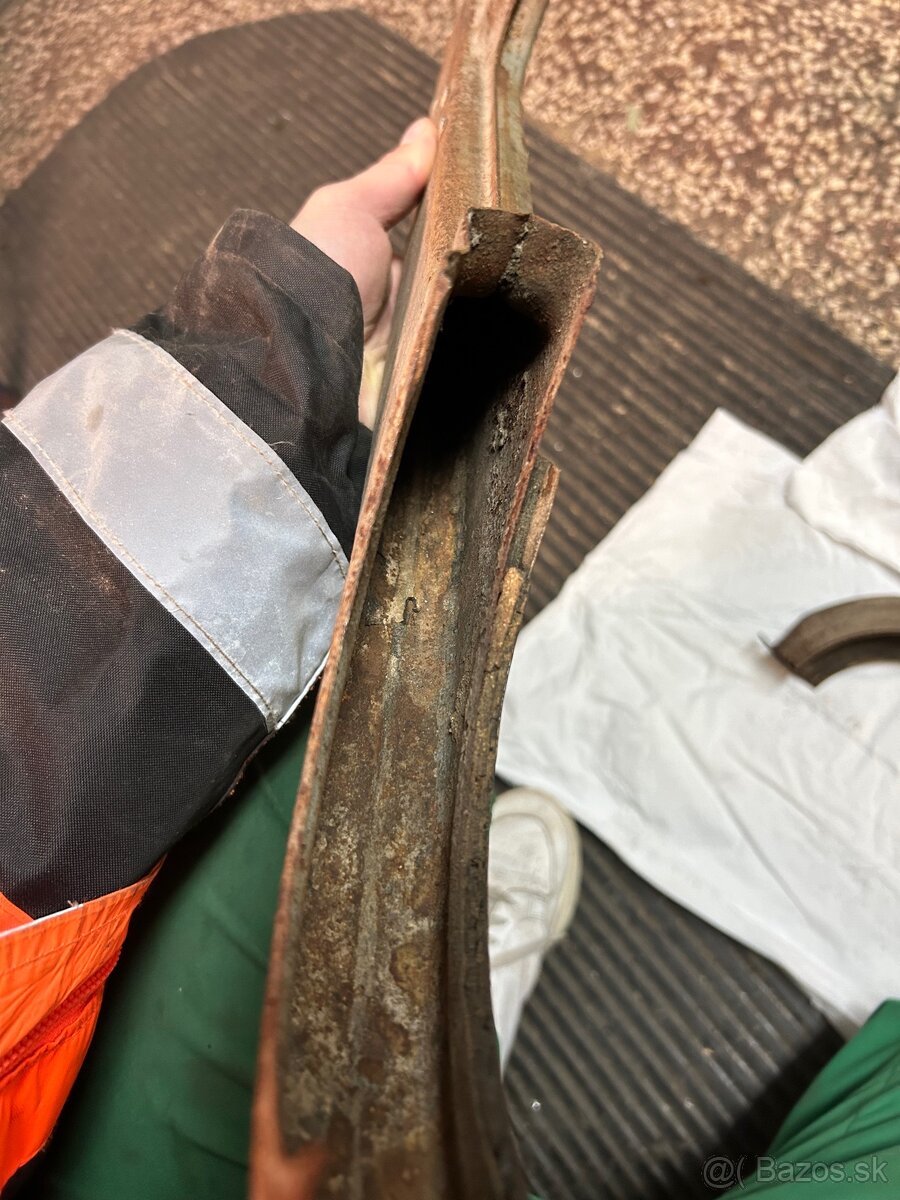 Kryt retaze panelka - 6