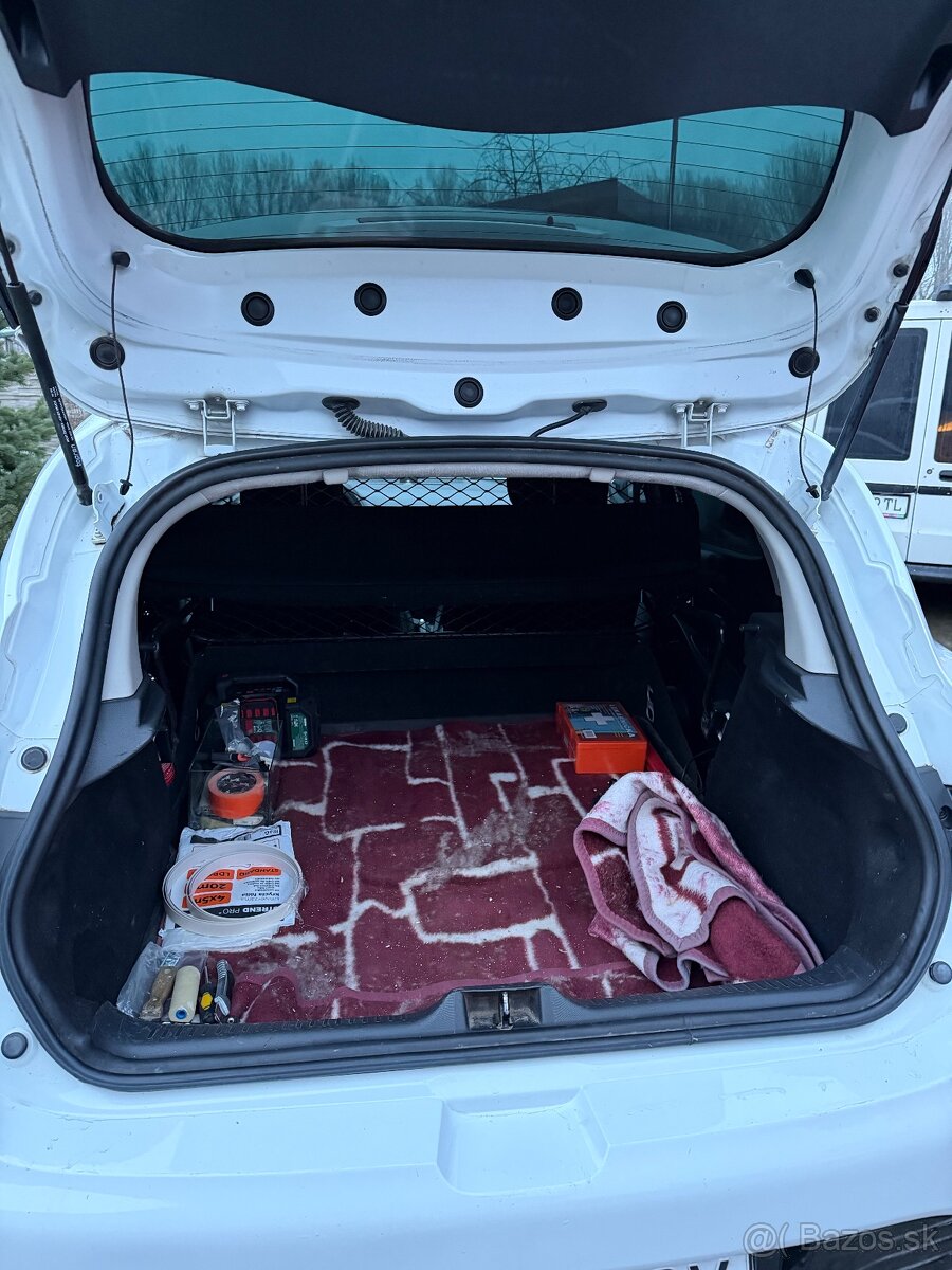 Renault Clio 1.5 DCi - 6