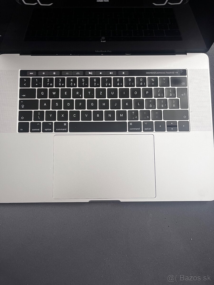 MacBook Pro 2017 - 6