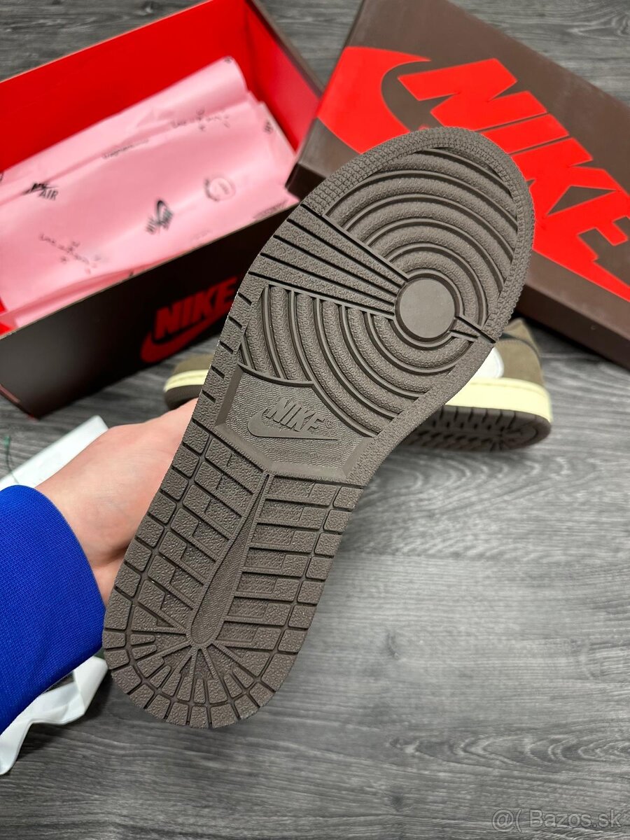 Jordan Travis Scott x Air Jordan 1 "Mocha" tenisky - 6