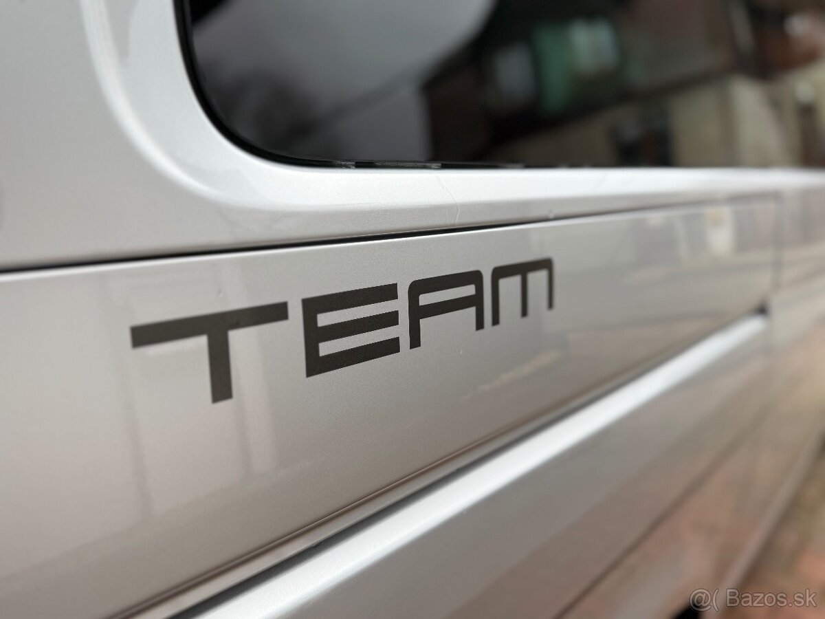 VOKSWAGEN MULTIVAN T5 GP 2,0 TDI 103 kW EDICE TEAM - 6