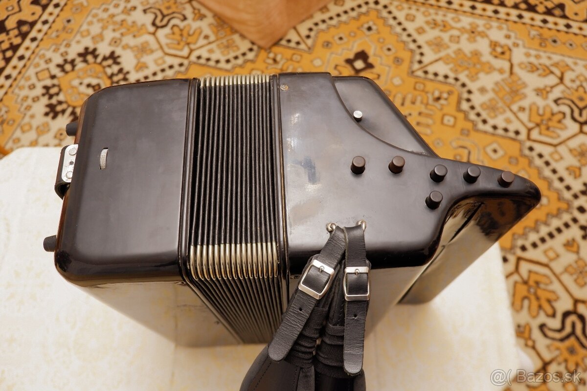 gombíkový akordeón Bayan Jupiter - 6
