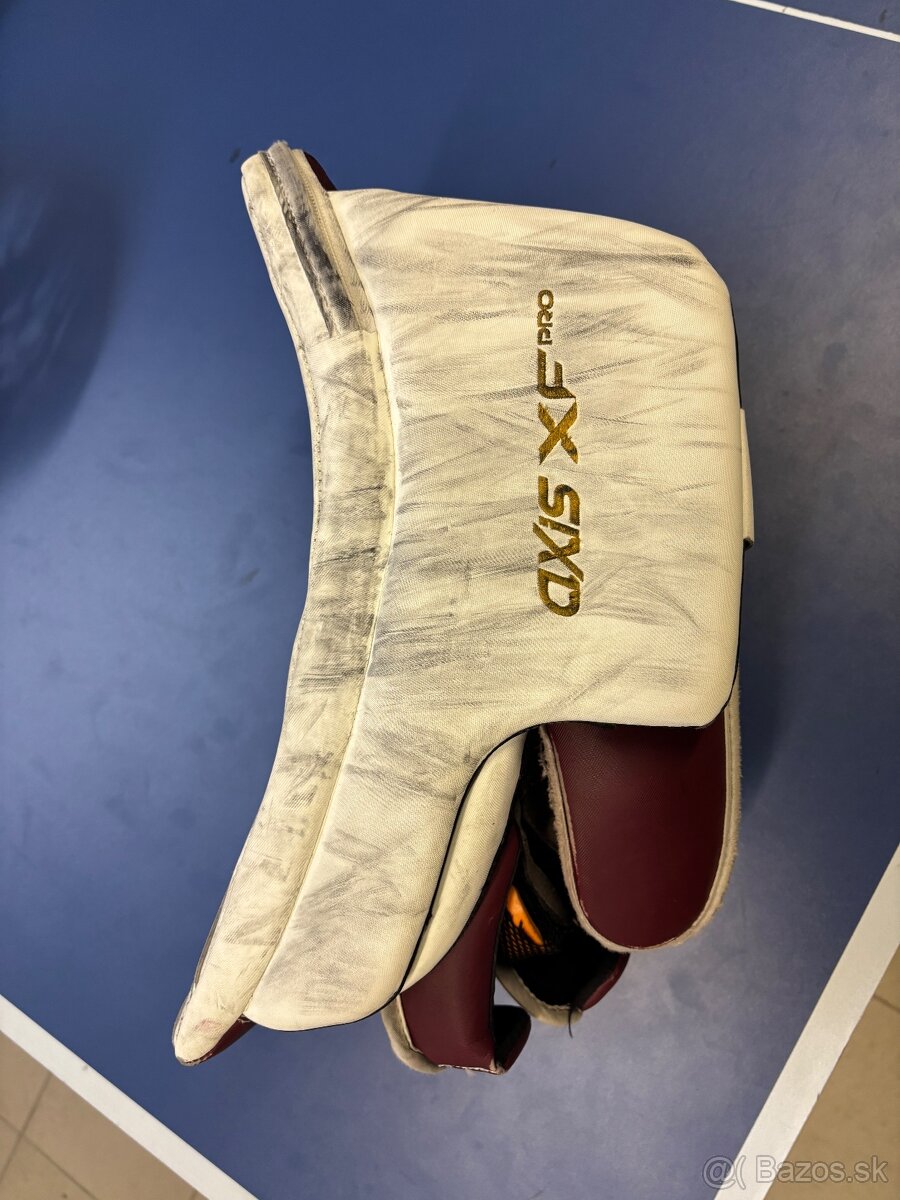 CCM AXIS XF PRO brankársky set - 6
