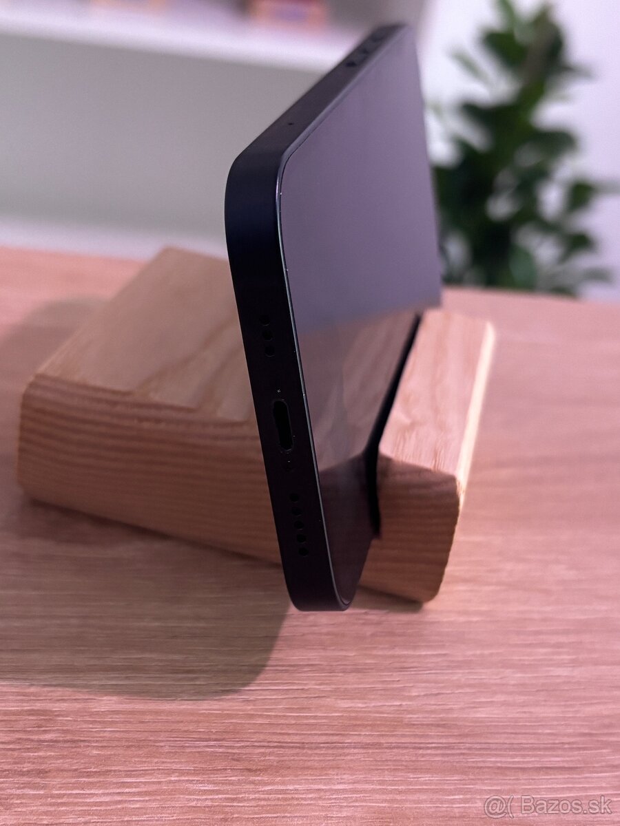 iPhone 13 256GB Midnight – veľmi pekný stav, - 6