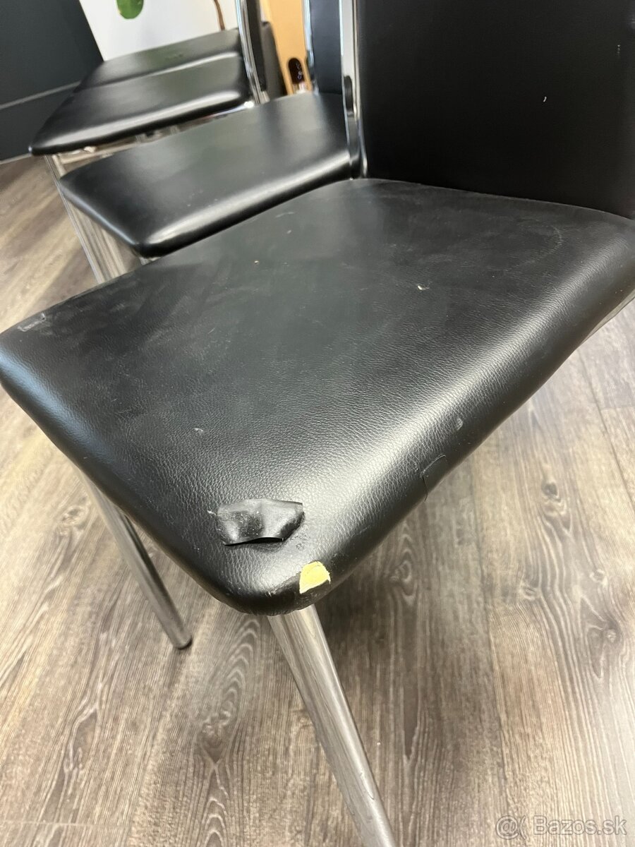 Predám sadu 4 jedálenských stoličiek - 6