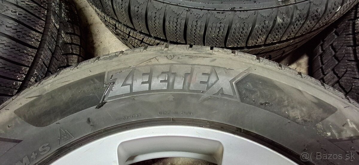 Kolesá Mercedes s pneumatikami 235/60 R17 - 6