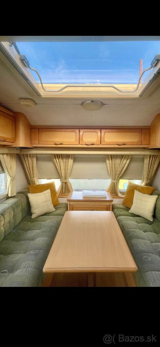 Prodám Karavan Pevná postel - Mover - 6