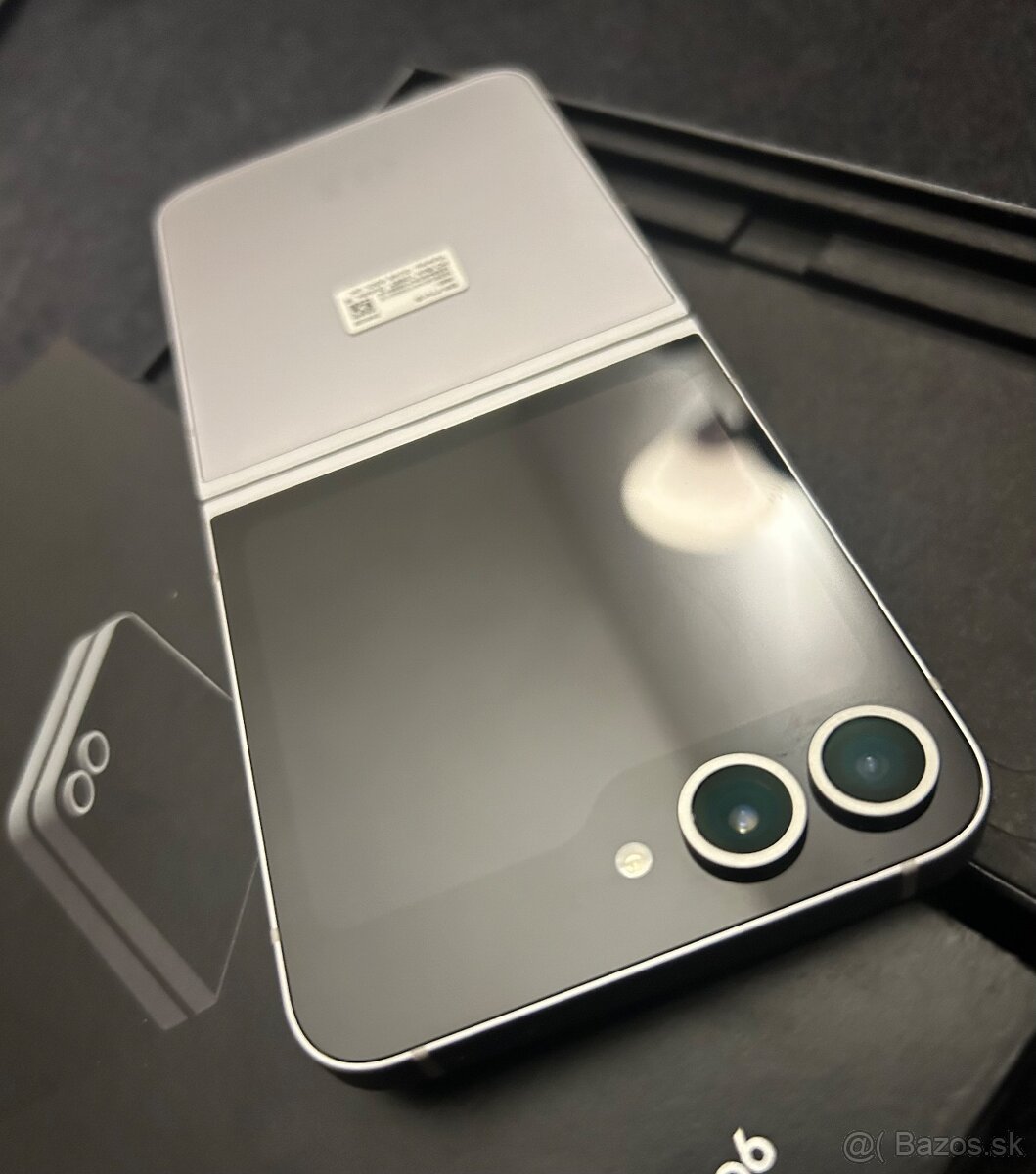 Samsung Galaxy Z Flip 6 256GB - top stav - 6