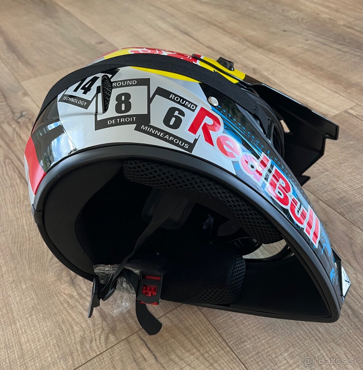Redbull prilba na štvorkolku/motocross - 6