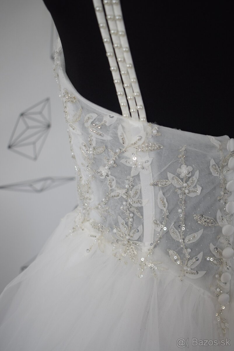 Nové zaujímavé svadobné šaty - 6
