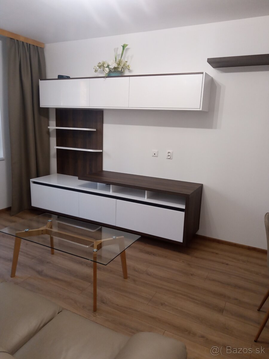 Prenájom 2 izbový byt - 6