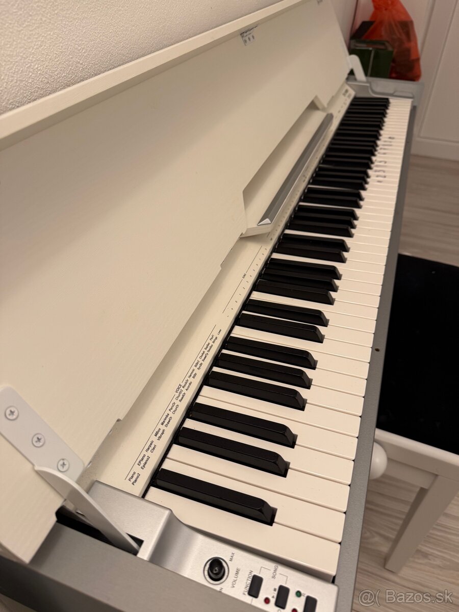 Klavír (piano) thomann - 6