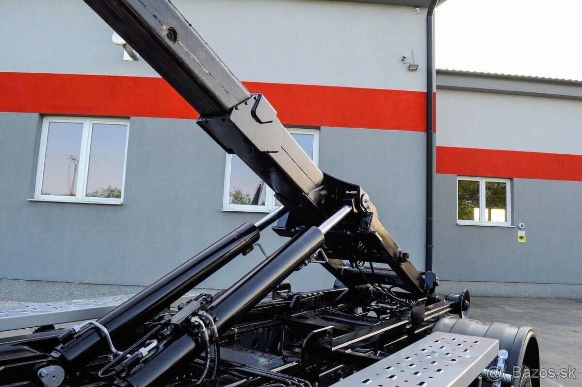 MERCEDES ATEGO 1222 / 12T HÁKOVÝ NOSIČ KONTAJNEROV EU-5 - 6