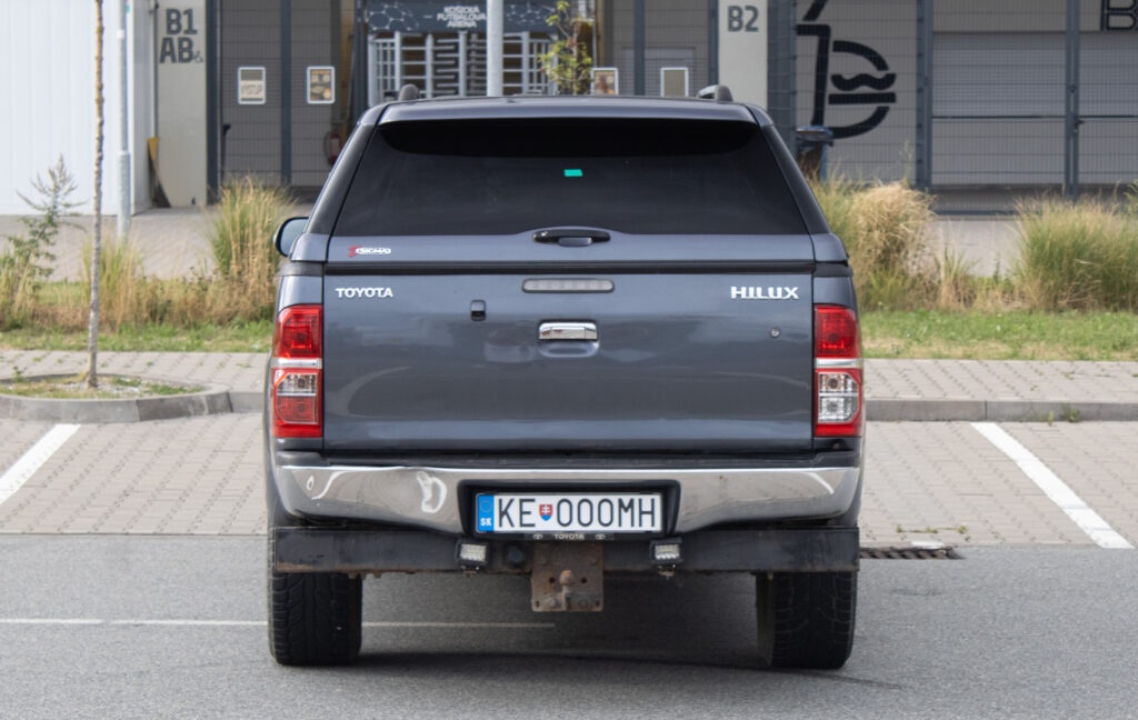 Toyota Hilux z roku 2014 - 6