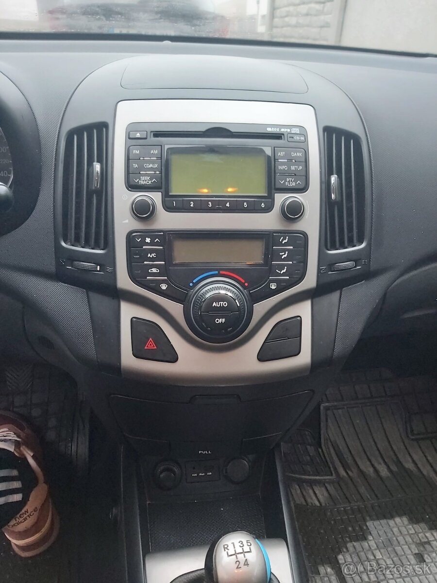 Predám Hyundai i30 2010 - 6