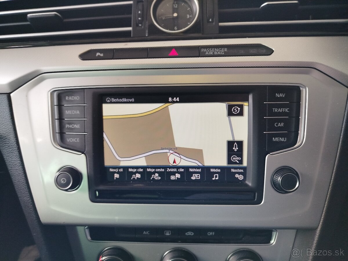 Rozpredám Passat b8 - 6