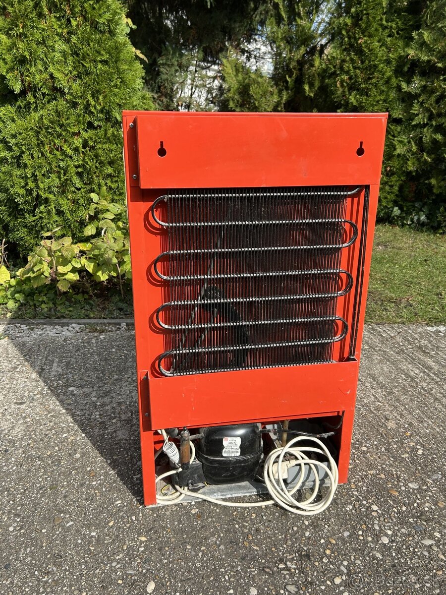 Predám designovú chladničku COOLEX Professional - 6