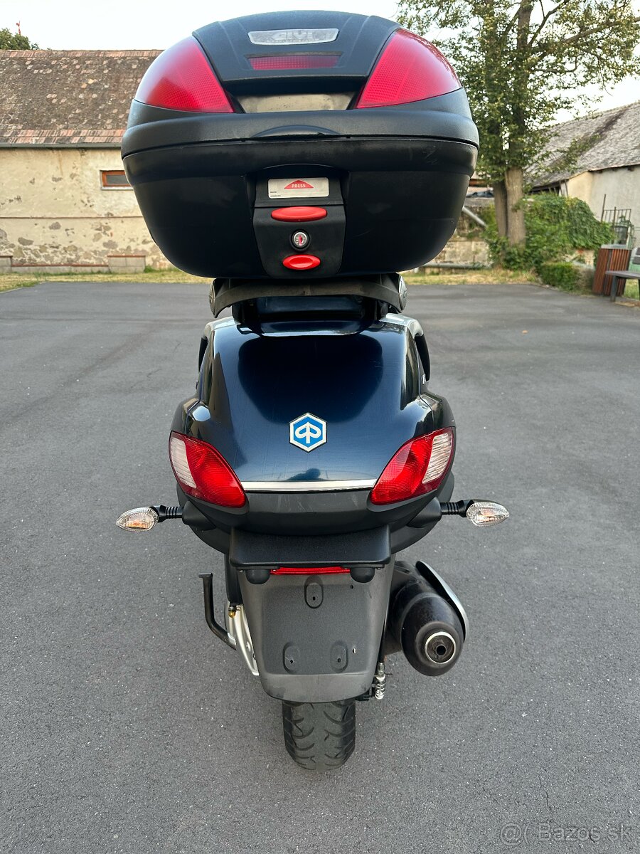Piaggio MP3 300 LT - 6