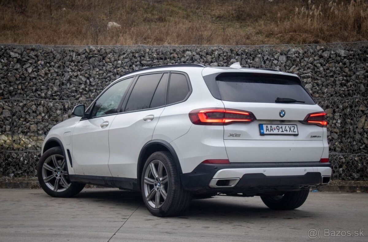 BMW X5 xDrive 45e 210kW AT/8 2020 - 6