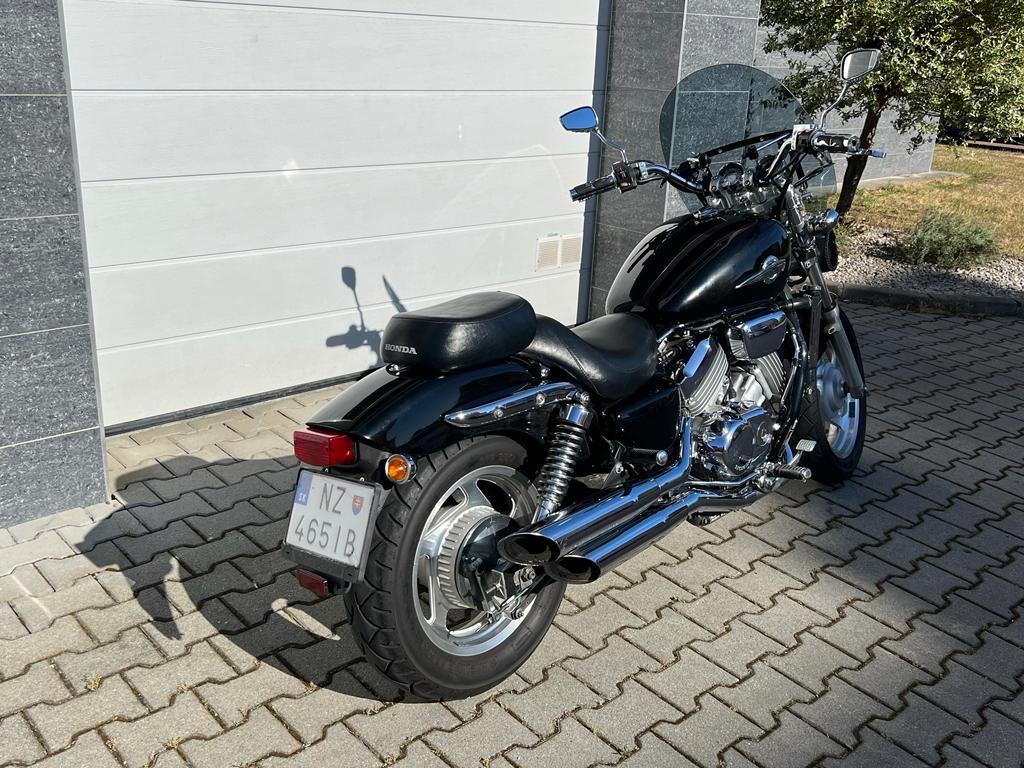 Predám Honda Magna VF750c - 6