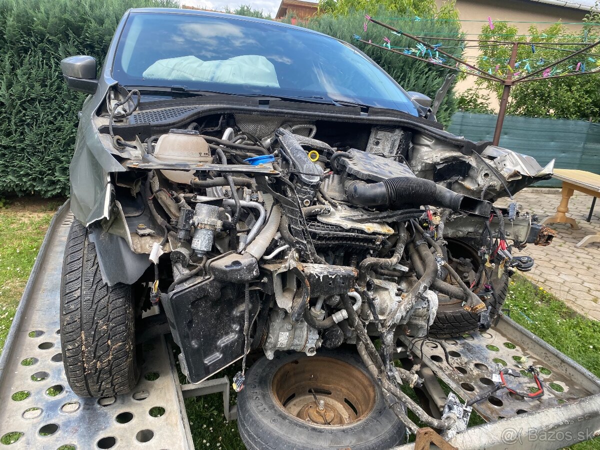 Predam súčiastky náhradné diely škoda Rapid - 6