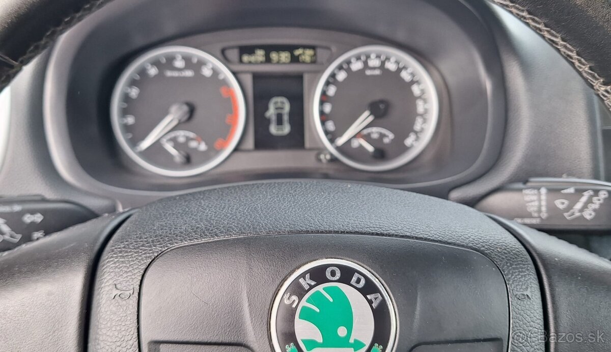 ŠKODA FABIA 1.4 16V ELEGANCE combi - 6