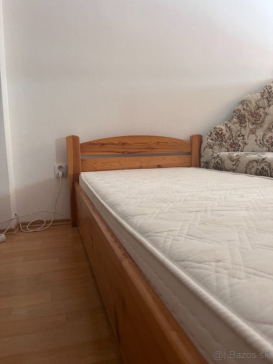 Drevená posteľ - 6