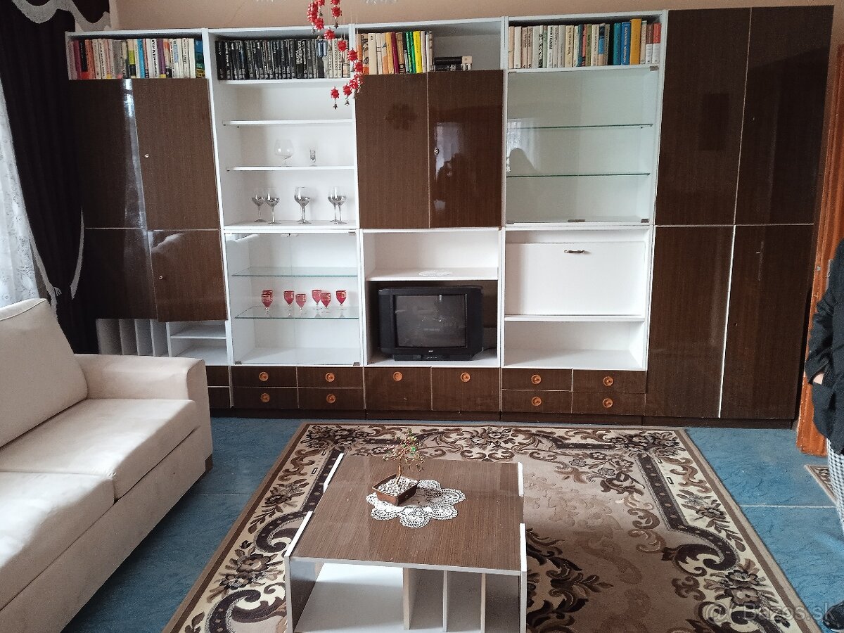 Predám zachovalý nábytok - 6