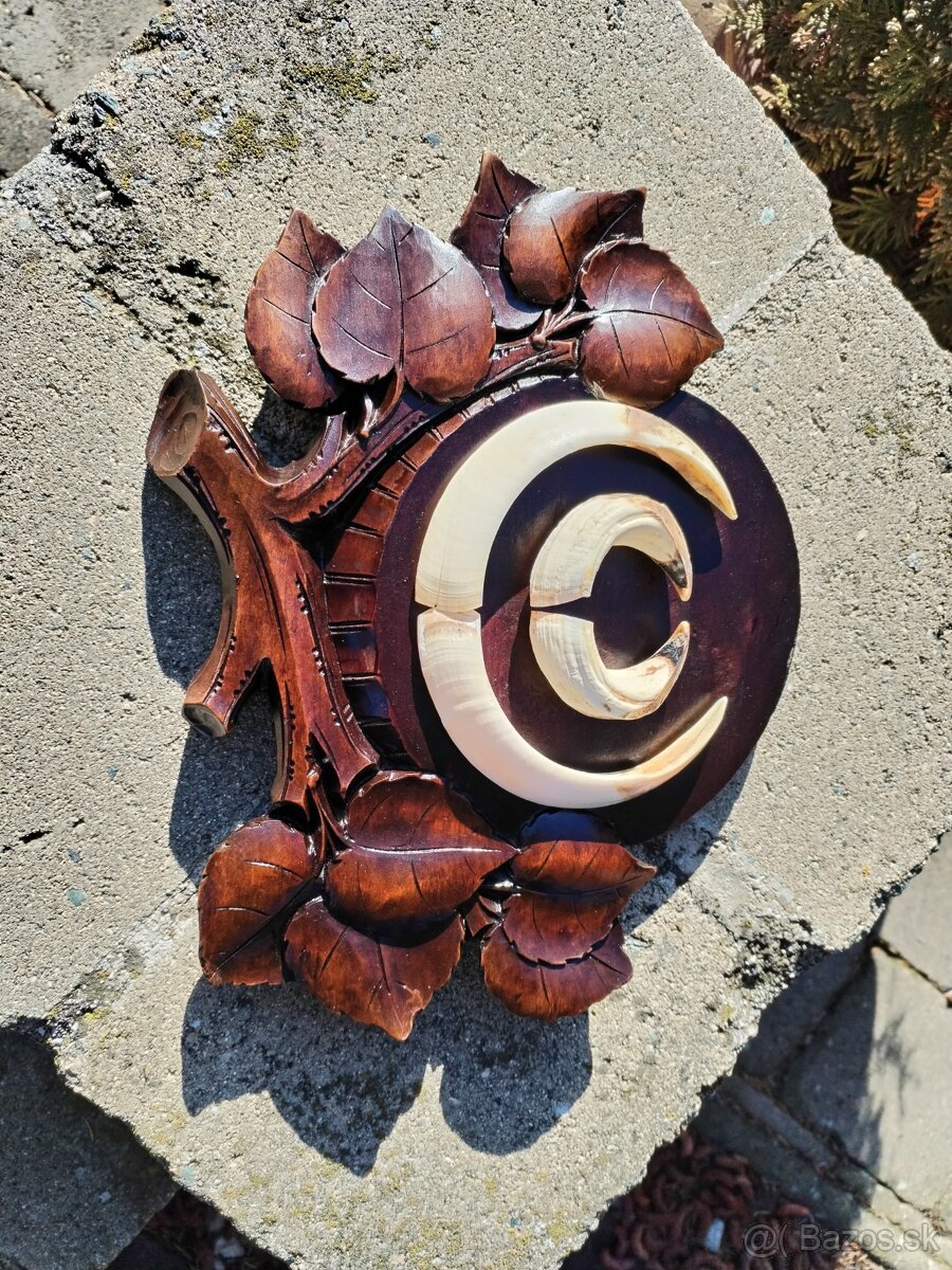 Trofej kly na podložke - 6