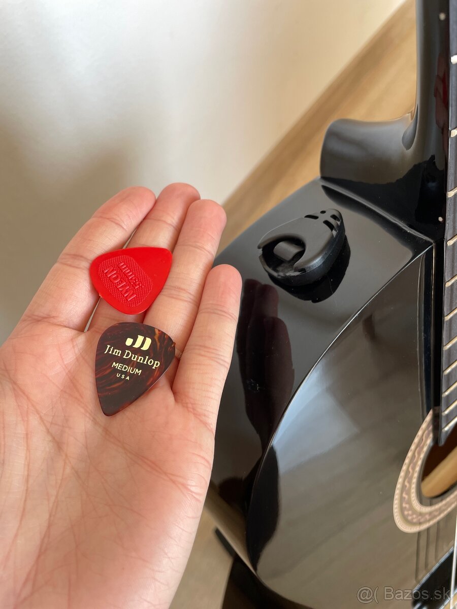 gitara Valencia + stojan, ladička, kapodaster – ako nová - 6