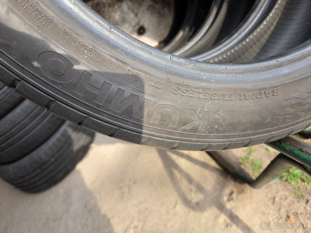 Pneumatiky 235 45 18 letné zn.kumho - 6