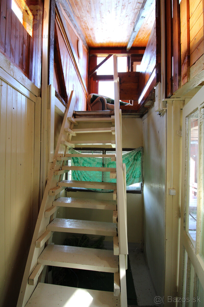 NA PREDAJ - Chatka s pekným výhľadom na Šianci - 6