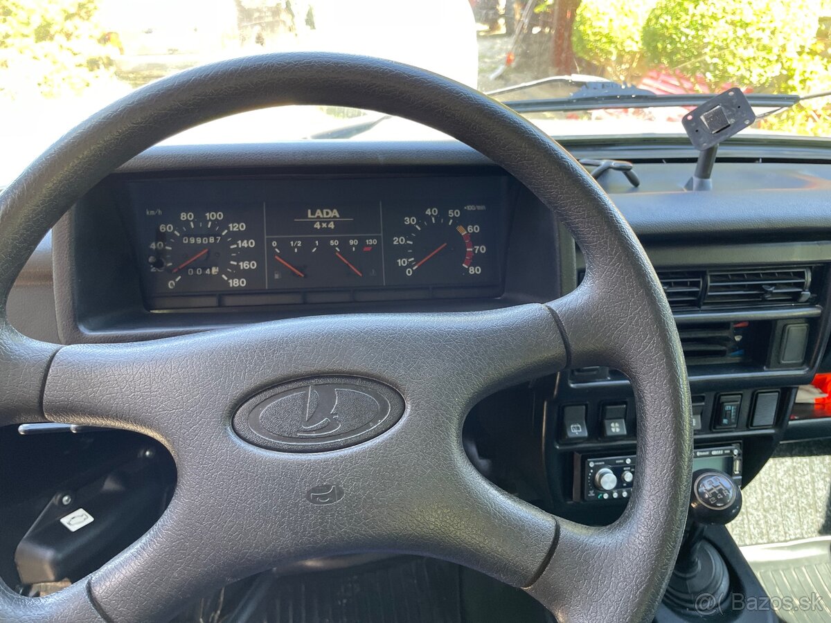 Lada Niva - 6
