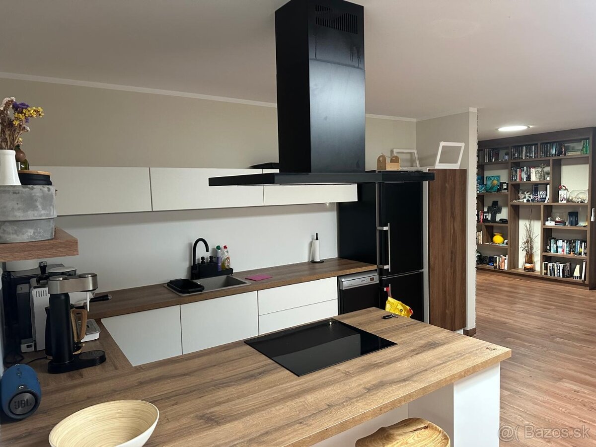 Na prenájom 4 izb. byt v centre - 6