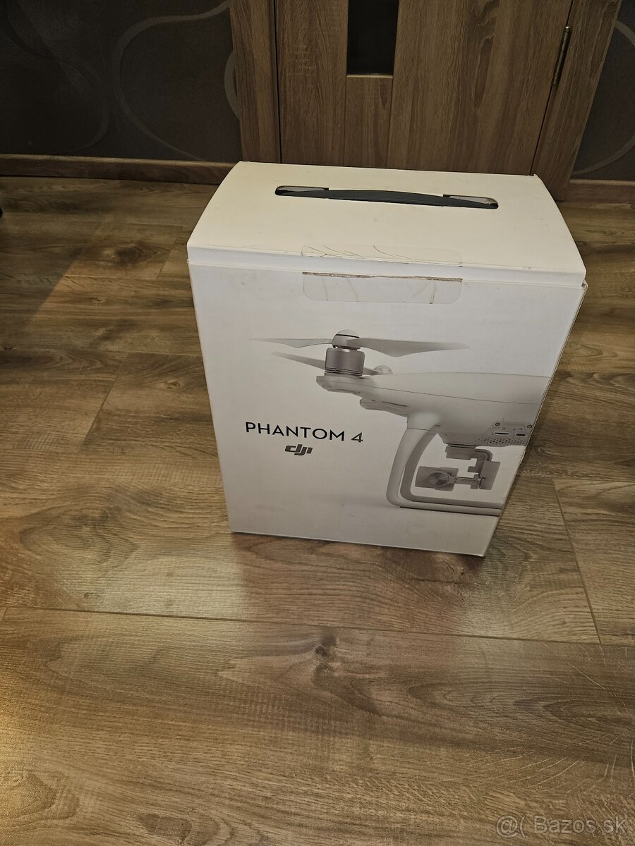 DJI PHANTOM 4 - 6